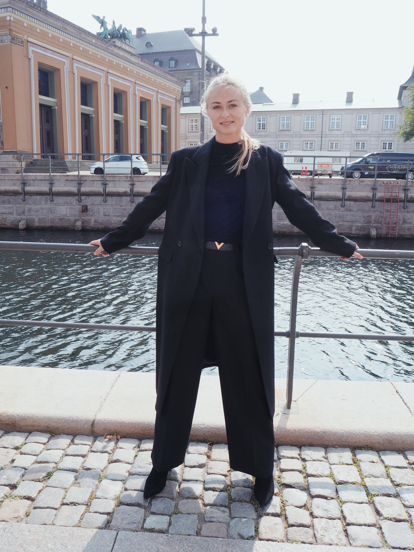 Lya Coat - Black