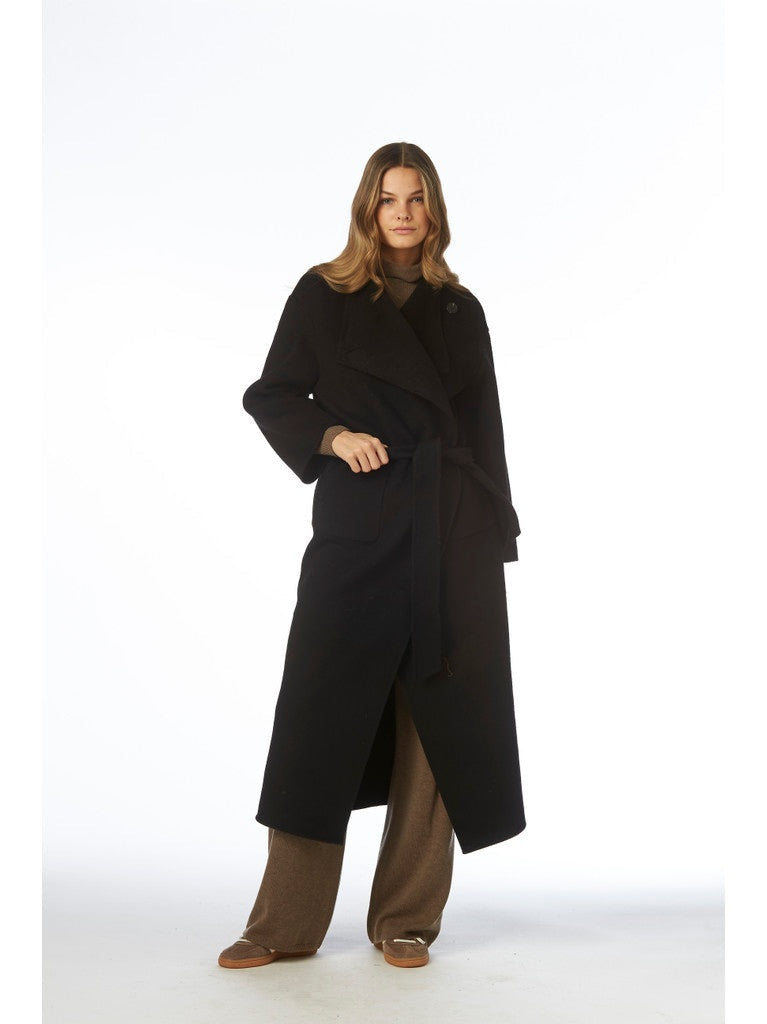Sofia coat - black Helene Studios