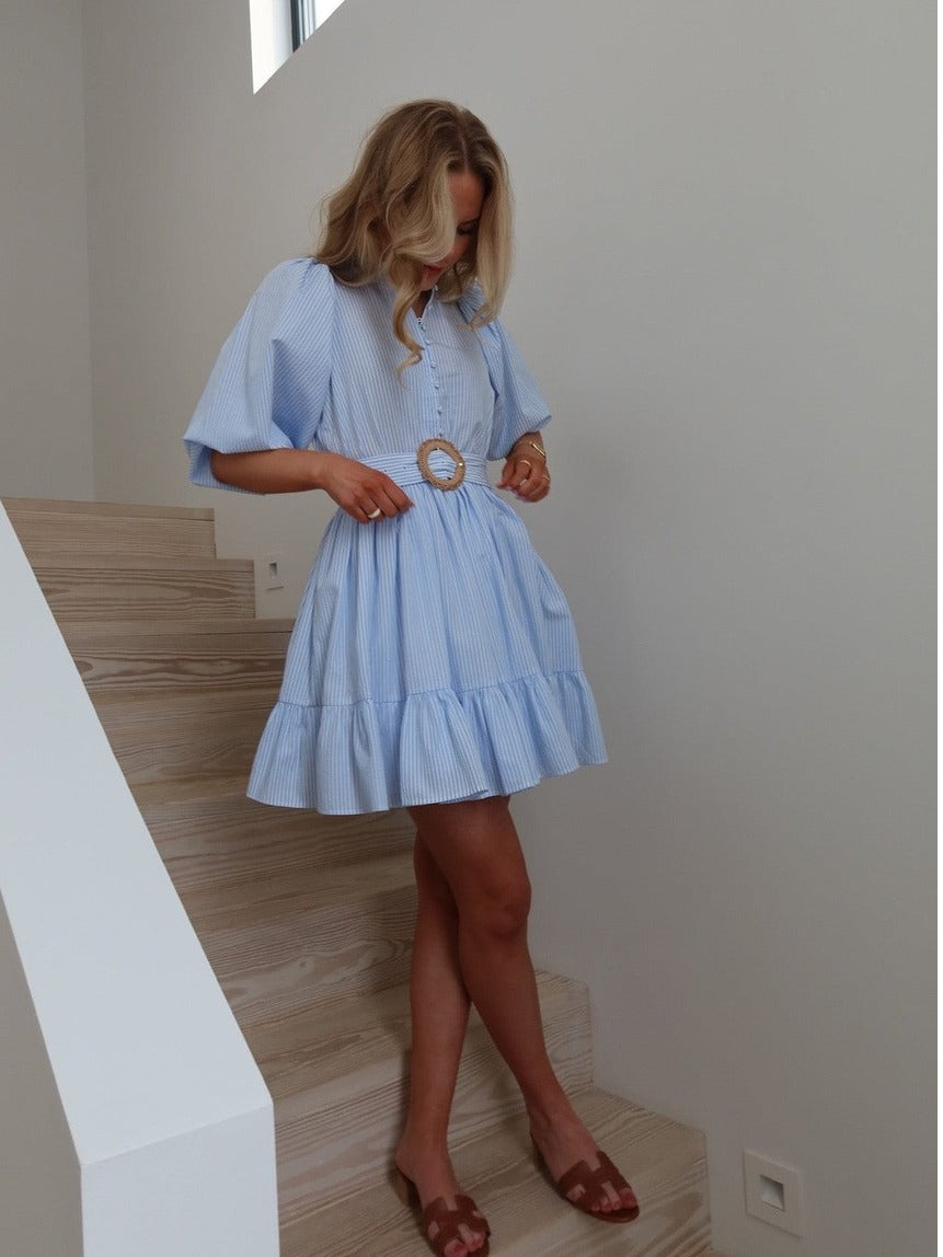 Mya kjole - white with blue stripes Helene Studios