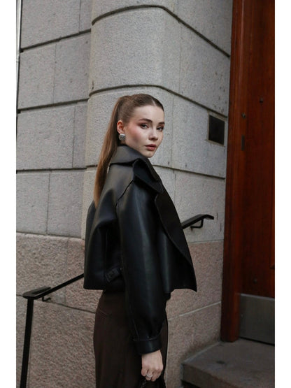 Aurora pu jacket - black Helene Studios