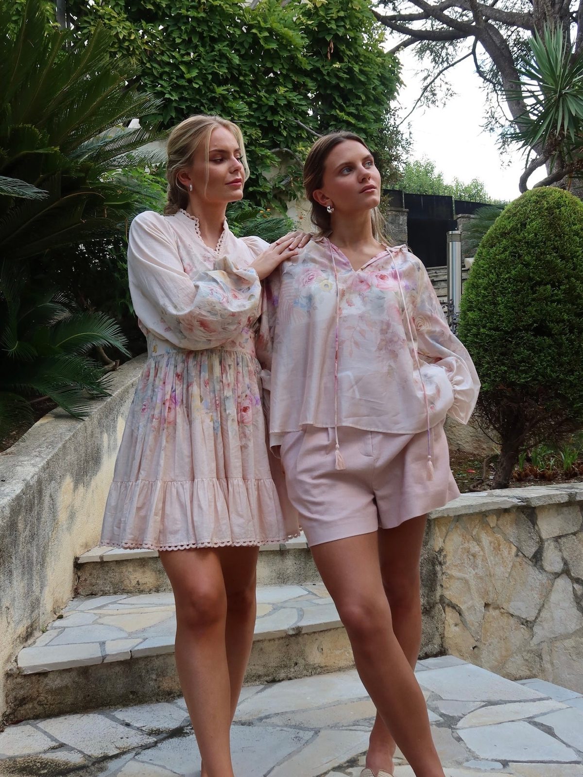 Kendall Bluse - Vintage Rose Print Helene Studios