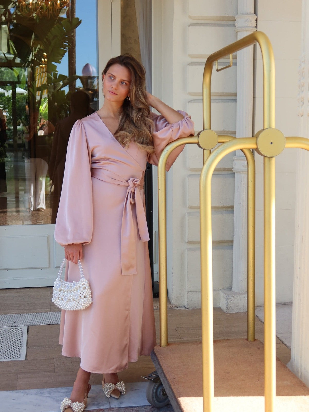 Locki satin maxi kjole - old rose by Helene Studios - Kjoler. 2026, 2602, Brando, brando-no, Dame, Dresses, Kun i butikk, SHLP